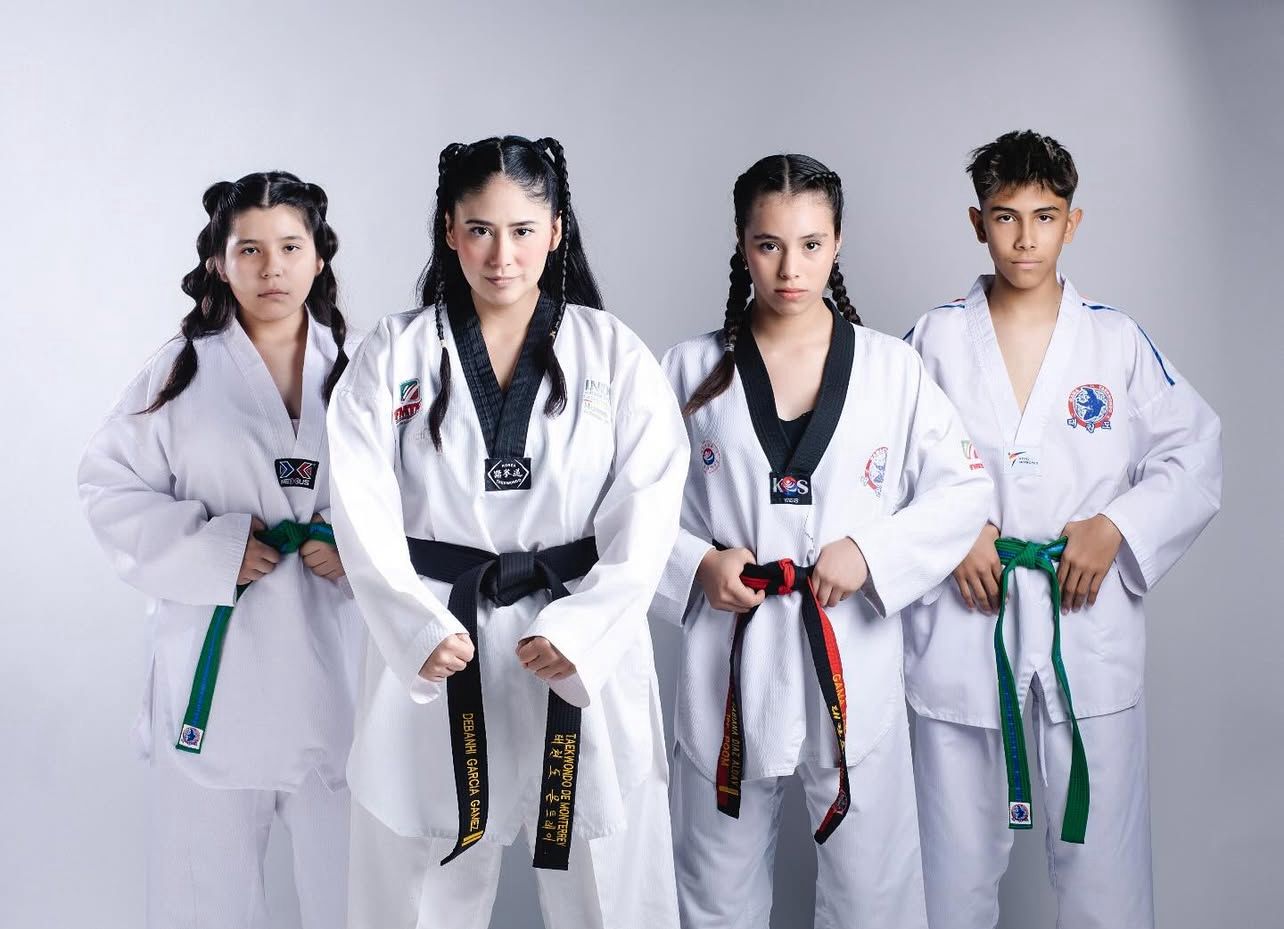 Alumnos competidores de academia de Taekwondo GAMA Monterrey