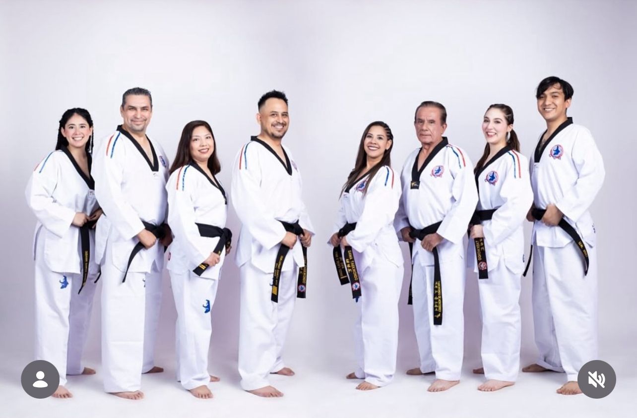 Equipo de instructores GAMA Taekwondo Monterrey